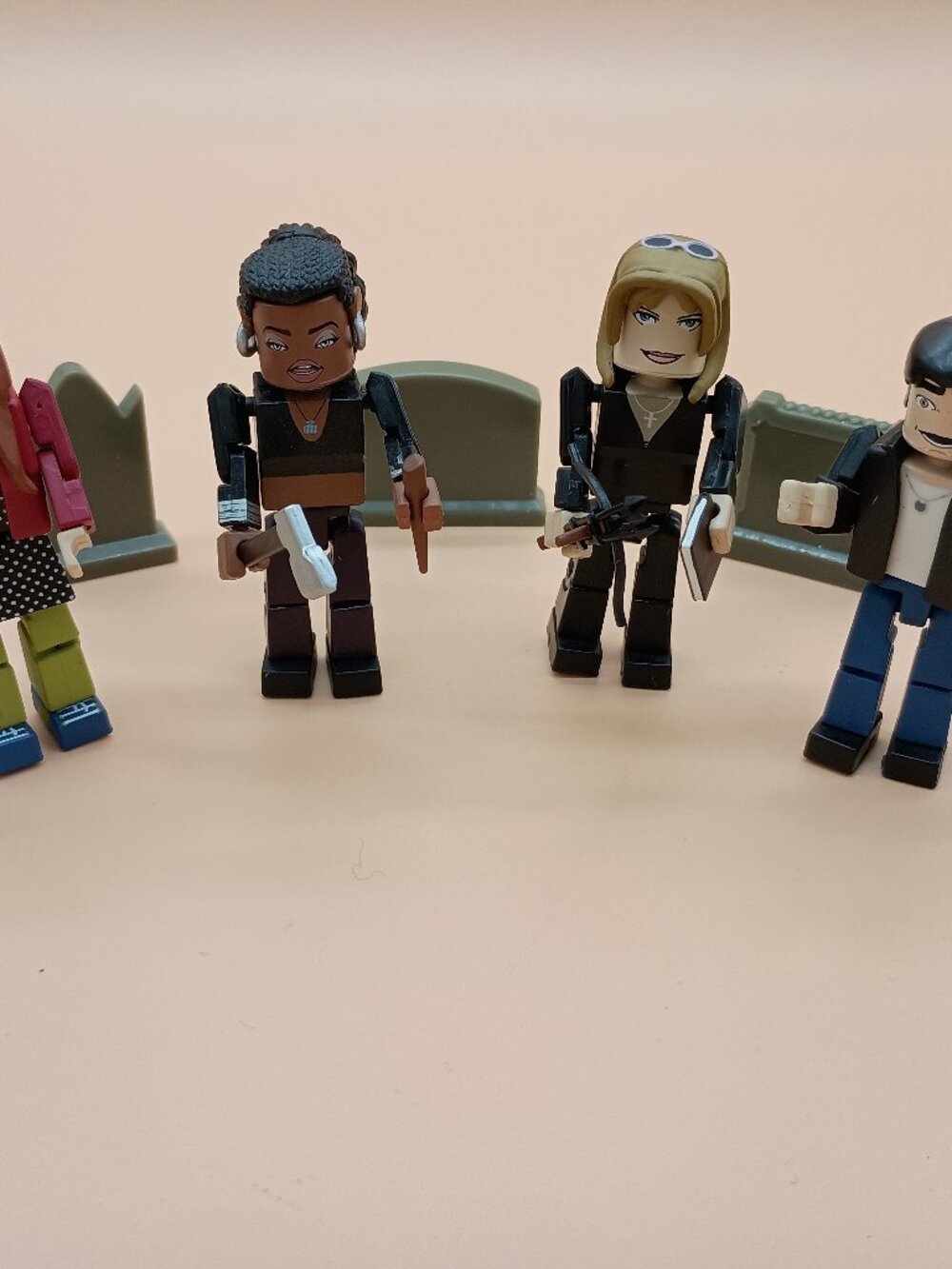 Buffy Szn 2 Minifigs Buffy Willow Kendra Angel "What's My Line" 2004 Palisades